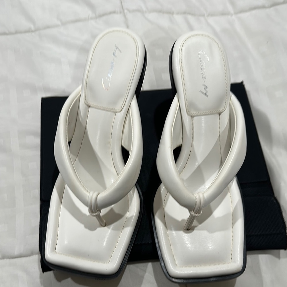 Sam Edelman White Heels with Geometric Toe Design